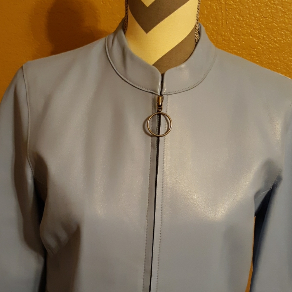 Jacket - Picture 3 of 4